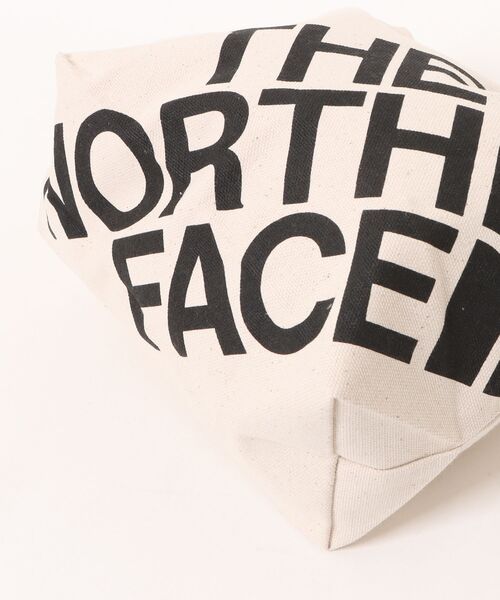 THE NORTH FACE（ザノースフェイス）の「【THE NORTH FACE/ザ ノースフェイス】ランプトートS（トートバッグ・メンズ・イエローゴールド/ブルー/ブラック/レッド/グリーン・FREE）」の7枚目の写真