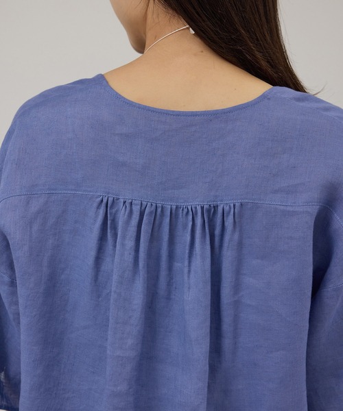 SALON adam et rope'（サロン アダム エ ロペ）の「【WEB限定】ヨーロピアンリネンルジェフリルブラウス（シャツ/ブラウス・レディース・ブルー系その他4/ホワイト/チャコールグレー・FREE）」の13枚目の写真