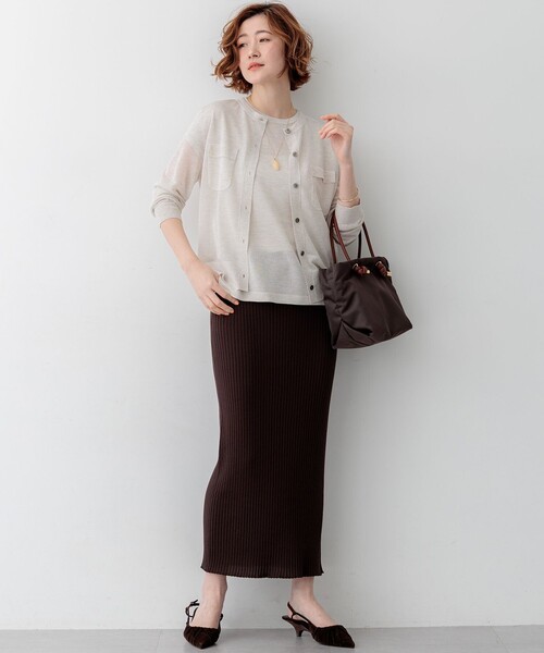 23区（ニジュウサンク）の「シャイニーシアー フラップポケット カーディガン（カーディガン/ボレロ・レディース・ネイビー系/ライトグレー系/ダークブラウン系/ブラック系・38）」の9枚目の写真