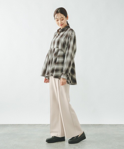 GLOBAL WORK（グローバルワーク）の「イージーケアストレッチ/フレアパンツ/634308（その他パンツ・レディース・ライトベージュ/ブラック/ブラウン・LARGE/MEDIUM/SMALL）」の13枚目の写真