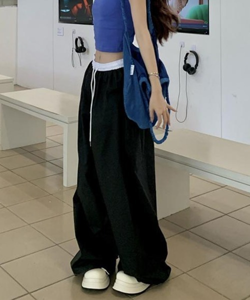SallyLunn（サリーラン）の「配色ウエスト ワイドパンツ（その他パンツ・レディース・ネイビー/ブラック・LARGE/MEDIUM）」の12枚目の写真