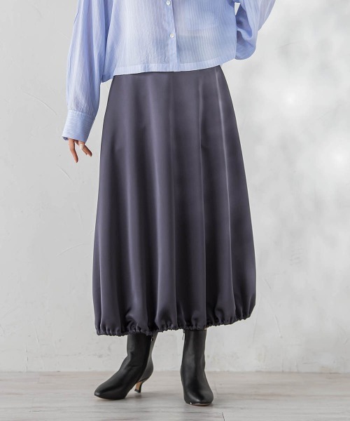 Droite lautreamont(ドロワットロートレアモン)の「PLUM ROYAL SATINスカート≪手洗い可能≫(スカート・レディース・チャコールグレー/ライトグレー・M)」の2枚目の写真