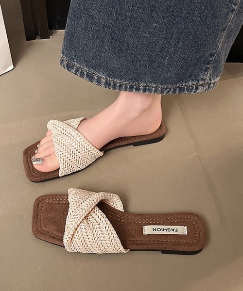Miniministore(ミニミニストア)の「ラフィア調 フラットサンダル レディース(サンダル・レディース・アイボリー/ブラック/ベージュ・23.0cm/22.5cm/24.5cm/24.0cm/23.5cm)」の1枚目の写真