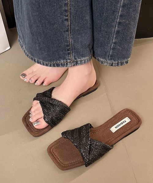 Miniministore(ミニミニストア)の「ラフィア調 フラットサンダル レディース(サンダル・レディース・アイボリー/ブラック/ベージュ・23.0cm/22.5cm/24.5cm/24.0cm/23.5cm)」の4枚目の写真