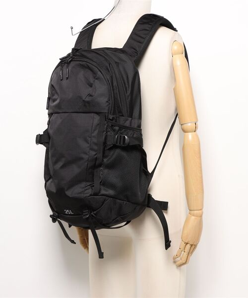 Gramicci（グラミチ）の「GRAMICCI  DAY PACK 25L / グラミチ（バックパック/リュック・レディース・ブラック・FREE）」の15枚目の写真