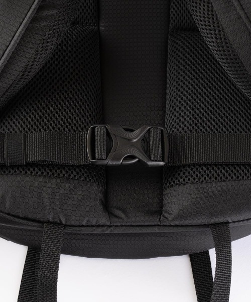 Gramicci（グラミチ）の「GRAMICCI  DAY PACK 25L / グラミチ（バックパック/リュック・レディース・ブラック・FREE）」の10枚目の写真