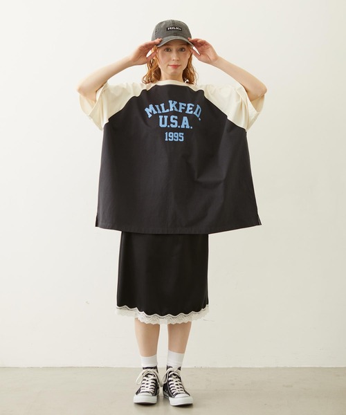 MILKFED.（ミルクフェド）の「COLLEGE LOGO BIG S/S TOP（Tシャツ/カットソー・レディース・オートミール/チャコール/オフホワイト・ONE SIZE）」の7枚目の写真