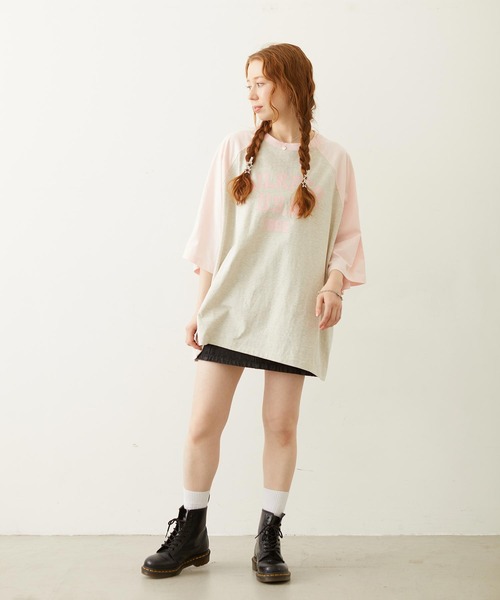 MILKFED.（ミルクフェド）の「COLLEGE LOGO BIG S/S TOP（Tシャツ/カットソー・レディース・オートミール/チャコール/オフホワイト・ONE SIZE）」の15枚目の写真