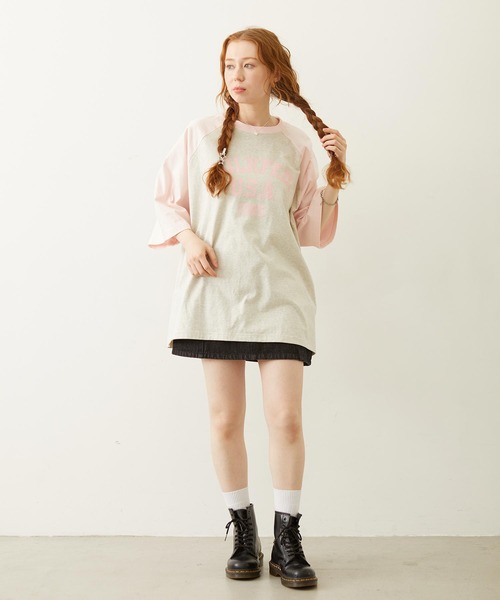 MILKFED.（ミルクフェド）の「COLLEGE LOGO BIG S/S TOP（Tシャツ/カットソー・レディース・オートミール/チャコール/オフホワイト・ONE SIZE）」の18枚目の写真