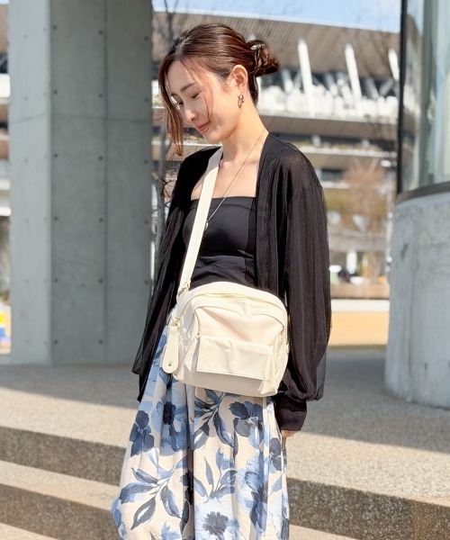 Bou Jeloud（ブージュルード）の「【はあちゅう×BouJeloud】オールインバッグ（ショルダーバッグ・レディース・アイボリー/ブラック・ONESIZE）」の6枚目の写真