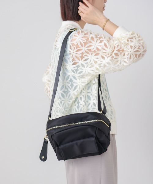 Bou Jeloud（ブージュルード）の「【はあちゅう×BouJeloud】オールインバッグ（ショルダーバッグ・レディース・アイボリー/ブラック・ONESIZE）」の16枚目の写真