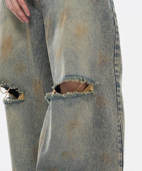 WISH FOR EVER（ウィッシュフォーエバー）の「【 3color / 3size 】ASSORT WIDE CURVE DAMEGE DENIM（その他パンツ・メンズ・ライトブルー/ブラック/インディゴブルー・SMALL/MEDIUM/LARGE）」の5枚目の写真