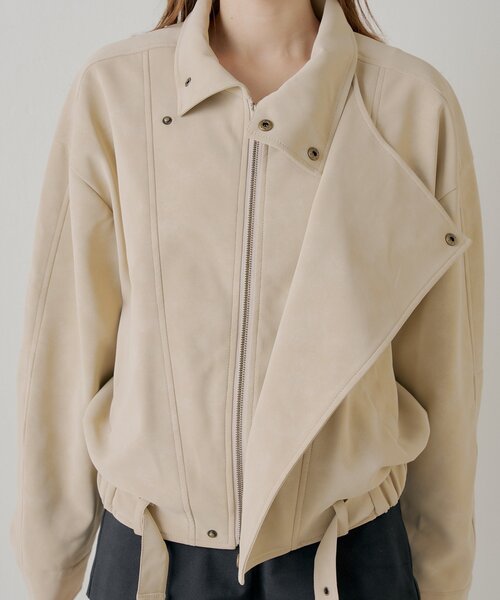 Chico（チコ）の「スタンドカラーレザールーズジャケット（その他アウター・レディース・ライトベージュ/アイボリー・FREE）」の3枚目の写真