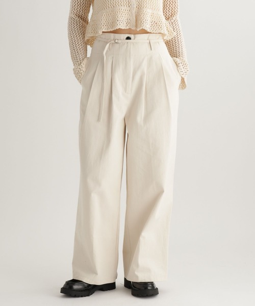 studio CLIP（スタディオクリップ）の「【daily CLIP】コットンツイルハイウエストタックパンツ（チノパンツ・レディース・ベージュ/アイボリー・FREE）」の17枚目の写真