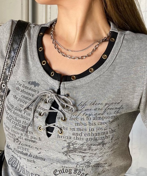 non-hedge(ノンヘッジ)の「アンサンブル風ロゴレースアップTシャツ(Tシャツ/カットソー・レディース・オフホワイト/ブラック/アイボリー/ブラウン/ワインレッド/グレー・FREE)」の19枚目の写真