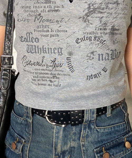 non-hedge(ノンヘッジ)の「アンサンブル風ロゴレースアップTシャツ(Tシャツ/カットソー・レディース・オフホワイト/ブラック/アイボリー/ブラウン/ワインレッド/グレー・FREE)」の22枚目の写真