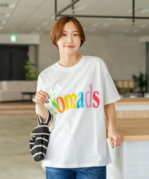 fort point(フォーポイント)の「【C-FORT POINT/フォートポイント】【綿100% ゆったりワイドシルエット】カラフルロゴプリント Tシャツ 韓国ファッション 部屋着 ワンマイル 春夏 ゆったり(Tシャツ/カットソー・レディース・ブラウン/杢グレー/チャコールグレー/アイボリー・FREE)」の5枚目の写真