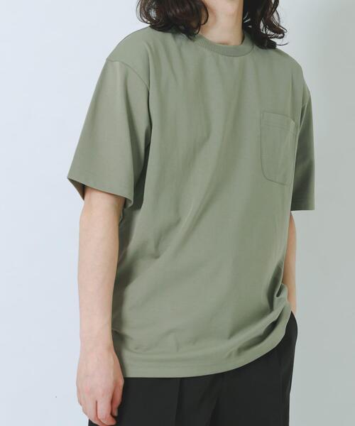 ITEMS URBANRESEARCH(アイテムズ アーバンリサーチ)の「接触冷感ダンボールショートスリーブカットソー(Tシャツ/カットソー・メンズ・ブルー系その他/オリーブ/ピンクベージュ/オフホワイト・LARGE/MEDIUM)」の13枚目の写真