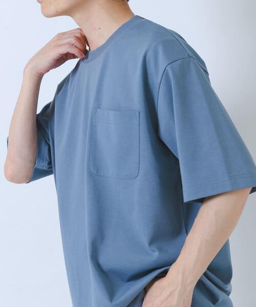 ITEMS URBANRESEARCH(アイテムズ アーバンリサーチ)の「接触冷感ダンボールショートスリーブカットソー(Tシャツ/カットソー・メンズ・ブルー系その他/オリーブ/ピンクベージュ/オフホワイト・LARGE/MEDIUM)」の21枚目の写真