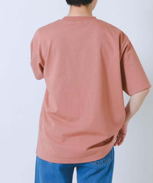 ITEMS URBANRESEARCH(アイテムズ アーバンリサーチ)の「接触冷感ダンボールショートスリーブカットソー(Tシャツ/カットソー・メンズ・ブルー系その他/オリーブ/ピンクベージュ/オフホワイト・LARGE/MEDIUM)」の8枚目の写真