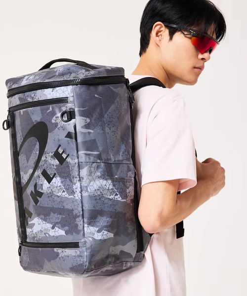 OAKLEY(オークリー)の「OAKLEY/オークリー バックパック FOS901980(バックパック/リュック・メンズ・ブラック×ブラック/ブラック×ホワイト・FREE)」の13枚目の写真
