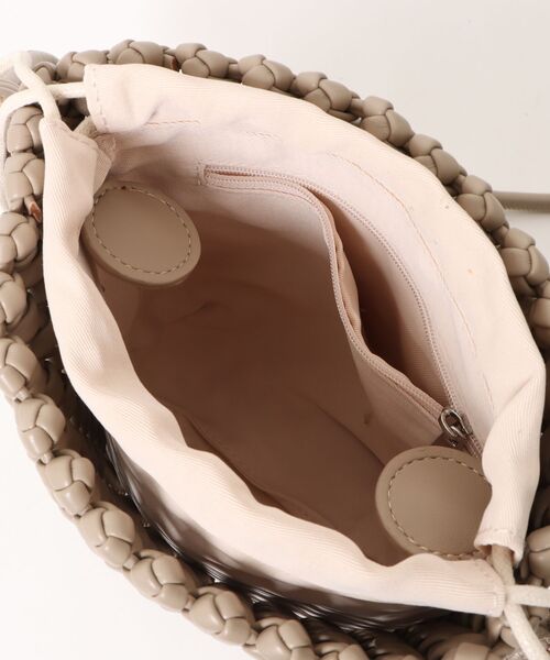 LAULEN(ローレン)の「mesh mini shoulder bag /レザー調メッシュミニショルダーバッグ(ショルダーバッグ・レディース・ブラウン/レッド/グリーン/アイボリー/ブラック/ベージュ・FREE)」の9枚目の写真
