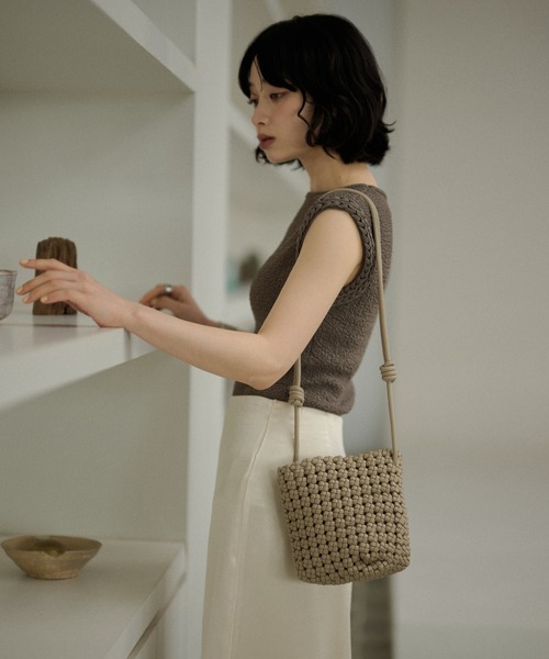 LAULEN(ローレン)の「mesh mini shoulder bag /レザー調メッシュミニショルダーバッグ(ショルダーバッグ・レディース・ブラウン/レッド/グリーン/アイボリー/ブラック/ベージュ・FREE)」の15枚目の写真