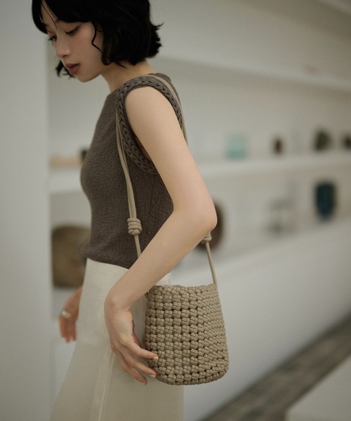 LAULEN(ローレン)の「mesh mini shoulder bag /レザー調メッシュミニショルダーバッグ(ショルダーバッグ・レディース・ブラウン/レッド/グリーン/アイボリー/ブラック/ベージュ・FREE)」の16枚目の写真
