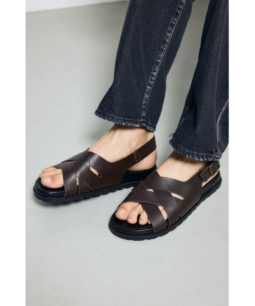 AZUL by moussy(アズールバイマウジー)の「バックストラップサンダル(サンダル・メンズ・ブラウン・LARGE/MEDIUM/SMALL)」の2枚目の写真