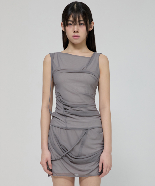 FLAREUP(フレアアップ)の「Draped Mesh Layered Sleeveless (FL-116_Gray)(Tシャツ/カットソー・レディース・ライトグレー・1/2)」の2枚目の写真