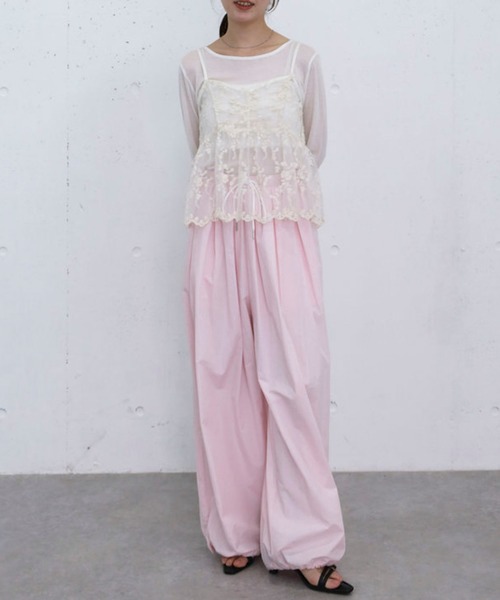 archives(アルシーヴ)の「刺繍レースペプラムビスチェ×シアーカットTOPS(アンサンブル・レディース・オフホワイト/ブルー/ブラック・MEDIUM)」の9枚目の写真