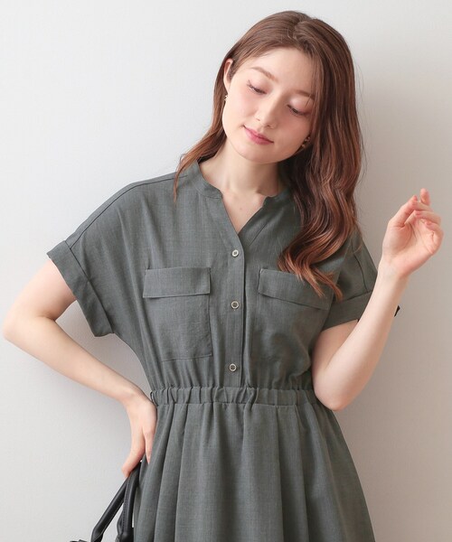index(インデックス)の「ダブルポケットスキッパーワンピース【防シワ/洗濯機OK】《XS~3L/6col》(ワンピース・レディース・サックスブルー/ナチュラル/ネイビー/チャコール/ダークブラウン/ブルー系5・34/36/38/40/42/44)」の9枚目の写真