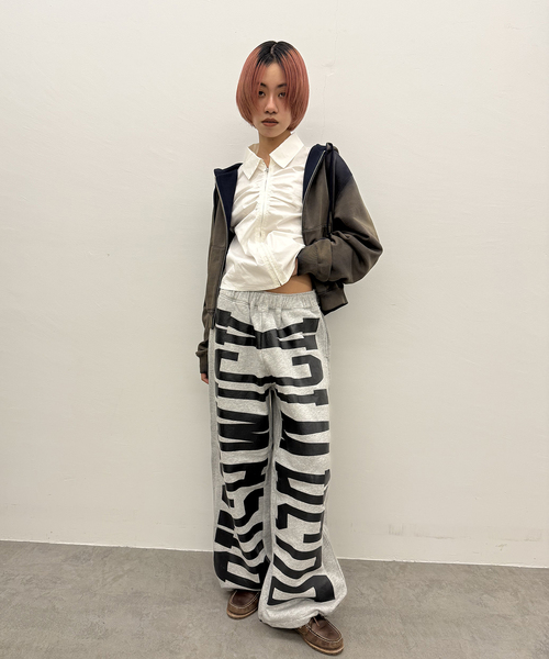 Oriens JOURNAL STANDARD（オリエンス ジャーナルスタンダード）の「《追加》ロゴスウェットパンツ（スウェットパンツ・レディース・ブラック/レッド・FREE）」の3枚目の写真