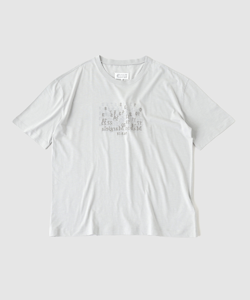 Maison Margiela(メゾンマルジェラ)の「MAISON MARGIELA(メゾン マルジェラ) Chaos logo T-shirt(Tシャツ/カットソー・メンズ・グレー/ブラック・MEDIUM/LARGE/SMALL)」の7枚目の写真