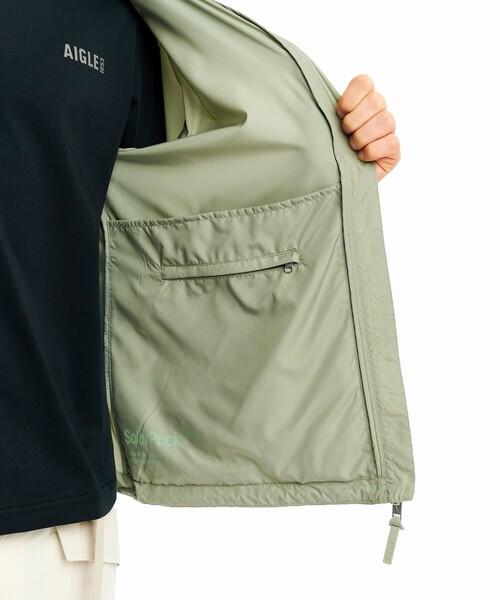 AIGLE(エーグル)の「【UPF50+ SolarPack】UVカット 撥水 ソーラーパック フーデッドジャケット(ナイロンジャケット・メンズ・グレイッシュブルー/セージグリーン/パープル/ホワイト・L/M/S/XL/XS)」の19枚目の写真