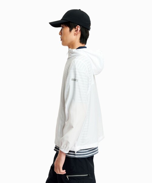 AIGLE(エーグル)の「【UPF50+ SolarPack】UVカット 撥水 ソーラーパック フーデッドジャケット(ナイロンジャケット・メンズ・グレイッシュブルー/セージグリーン/パープル/ホワイト・L/M/S/XL/XS)」の21枚目の写真