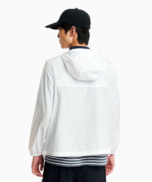 AIGLE(エーグル)の「【UPF50+ SolarPack】UVカット 撥水 ソーラーパック フーデッドジャケット(ナイロンジャケット・メンズ・グレイッシュブルー/セージグリーン/パープル/ホワイト・L/M/S/XL/XS)」の22枚目の写真