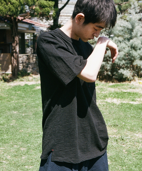 HORLISUN(ホーリーサン)の「Lawrence Slub Short Sleeve T-shirt Black(Tシャツ/カットソー・メンズ・その他・LARGE/MEDIUM/SMALL)」の9枚目の写真