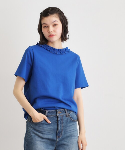 LAURA ASHLEY(ローラアシュレイ)の「【前後2WAY/洗える/コットン100%/日本製/定番人気!】フリルネックカットソー(Tシャツ/カットソー・レディース・ブラウン系/オフホワイト/ブルー/ネイビー・38/40)」の1枚目の写真