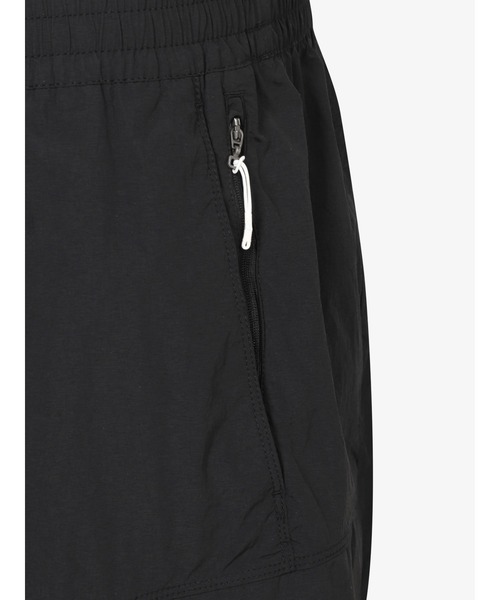 FILA(フィラ)の「Cargo 4.5 Shorts(その他パンツ・メンズ・ブラック/ダークベージュ・S/M/L/XL)」の6枚目の写真