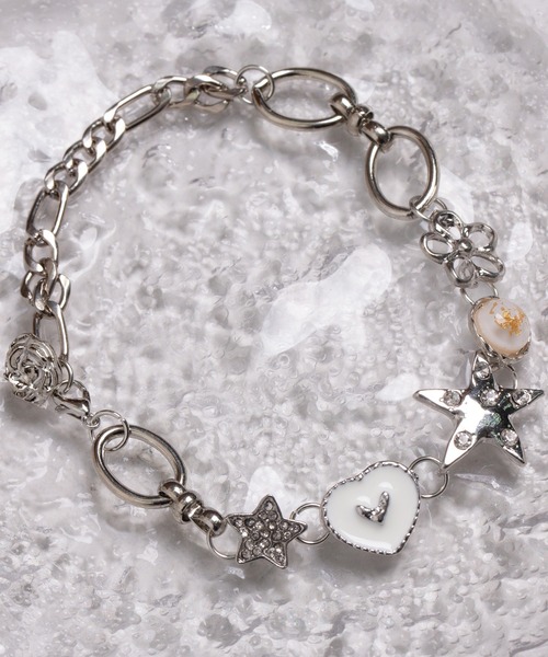Peony(ピオニー)の「【Peony/ピオニー】マルチチャームミックス シルバーブレスレット(ブレスレット・レディース・シルバー・FREE)」の4枚目の写真