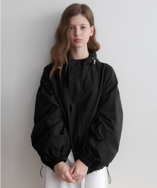 LENAV(ルナブ)の「black hood wind breaker(ナイロンジャケット・レディース・その他・FREE)」の1枚目の写真