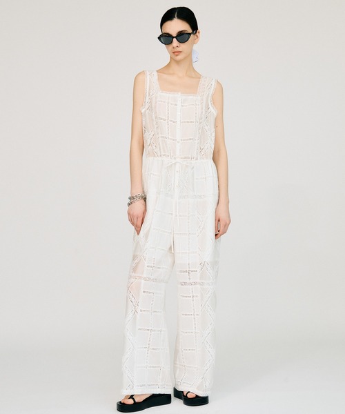 PRANK PROJECT(プランクプロジェクト)の「コットンレースジャンプスーツ / Cotton Lace Jumpsuit(つなぎ/オールインワン・レディース・ホワイト/ブラック・36/38)」の6枚目の写真