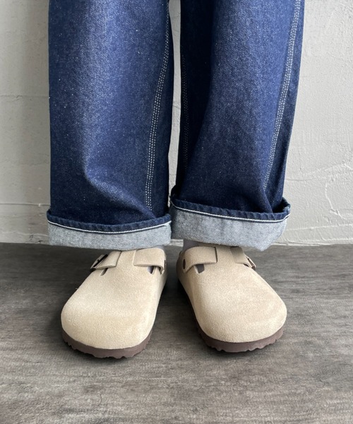 BIRKENSTOCK（ビルケンシュトック）の「[BIRKENSTOCK/ビルケンシュトック] BOSTON SUEDE LEATHER ボストン スウェード サンダル（サンダル・レディース・ベージュ/ブラック・27/26.5/26/25/24.5/24/23/28）」の4枚目の写真