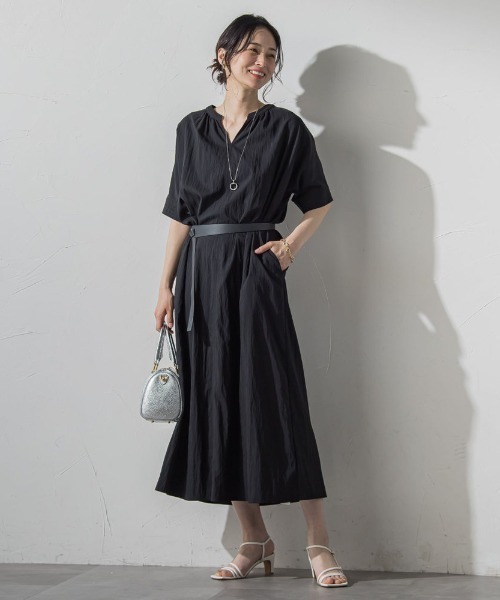 LAUTREAMONT(ロートレアモン)の「ソフトタイプライターワンピース(ワンピース・レディース・カーキ/ブラック・9号/7号)」の2枚目の写真