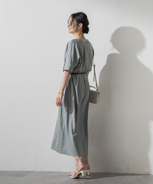 LAUTREAMONT(ロートレアモン)の「ソフトタイプライターワンピース(ワンピース・レディース・カーキ/ブラック・9号/7号)」の4枚目の写真