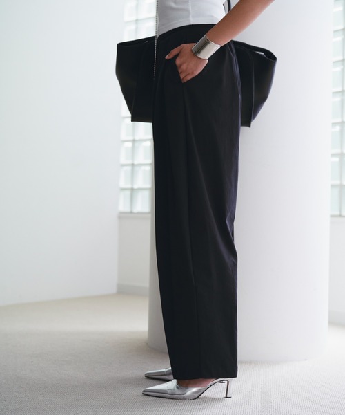 SOEMIN(ソミン)の「Basic slacks/ベーシックタックパンツ(スラックス・レディース・ブラック/ベージュ・FREE)」の6枚目の写真