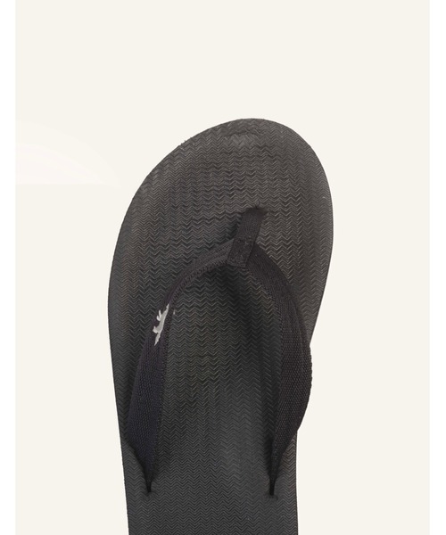 Maison Kitsune(メゾンキツネ)の「MAISON KITSUNE x INDOSOLE RIVERSOLE(サンダル・レディース・ブラック・37/38/35/36/39/40)」の2枚目の写真