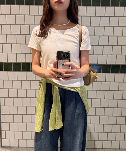 DISCOAT(ディスコート)の「【umm.】レースヘンリー半袖プルオーバー(Tシャツ/カットソー・レディース・グレー/アイボリー/ネイビー・FREE)」の16枚目の写真