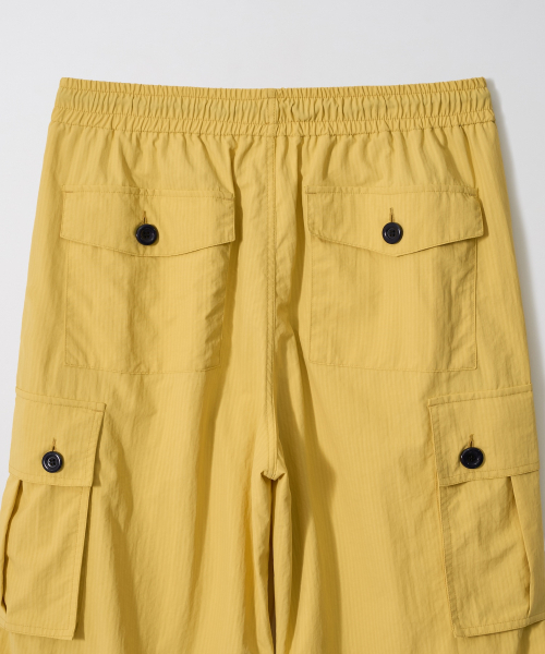 GARMENTS FAB（ガーメンツファブ）の「8 Buttons Parachute Nylon Pants (YELLOW)（スウェットパンツ・レディース・その他・LARGE/MEDIUM）」の6枚目の写真